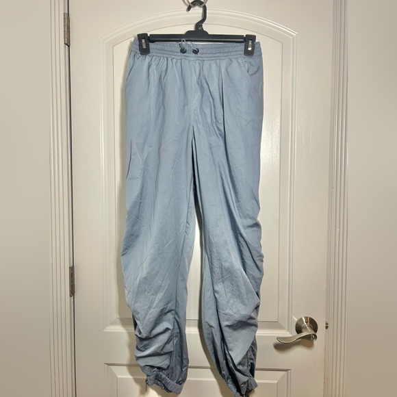 Free People Movement blue nylon cargo pants size medium NWOT - Picture 1 of 11